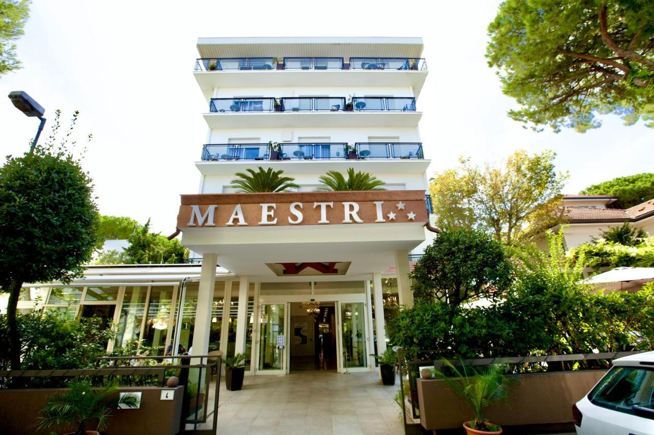 Hotel Maestri Riccione Exterior foto